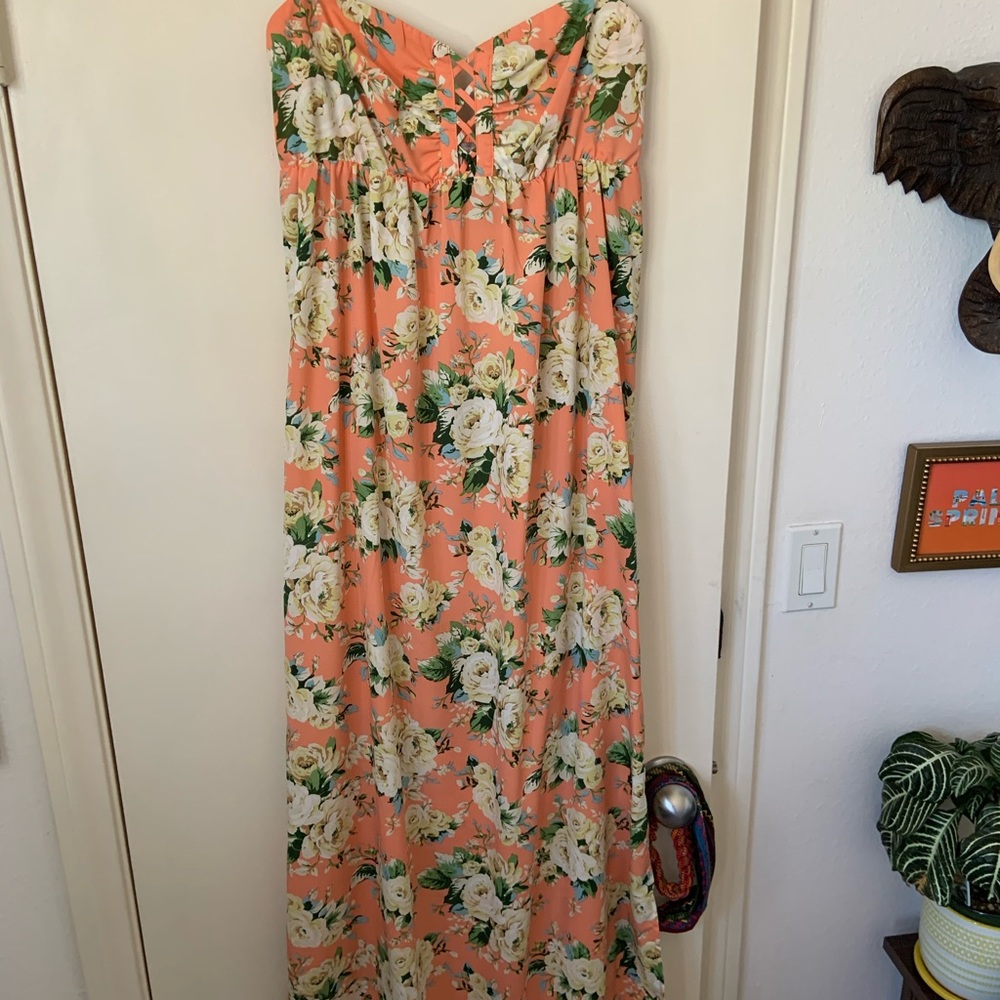 Strapless maxi dress
